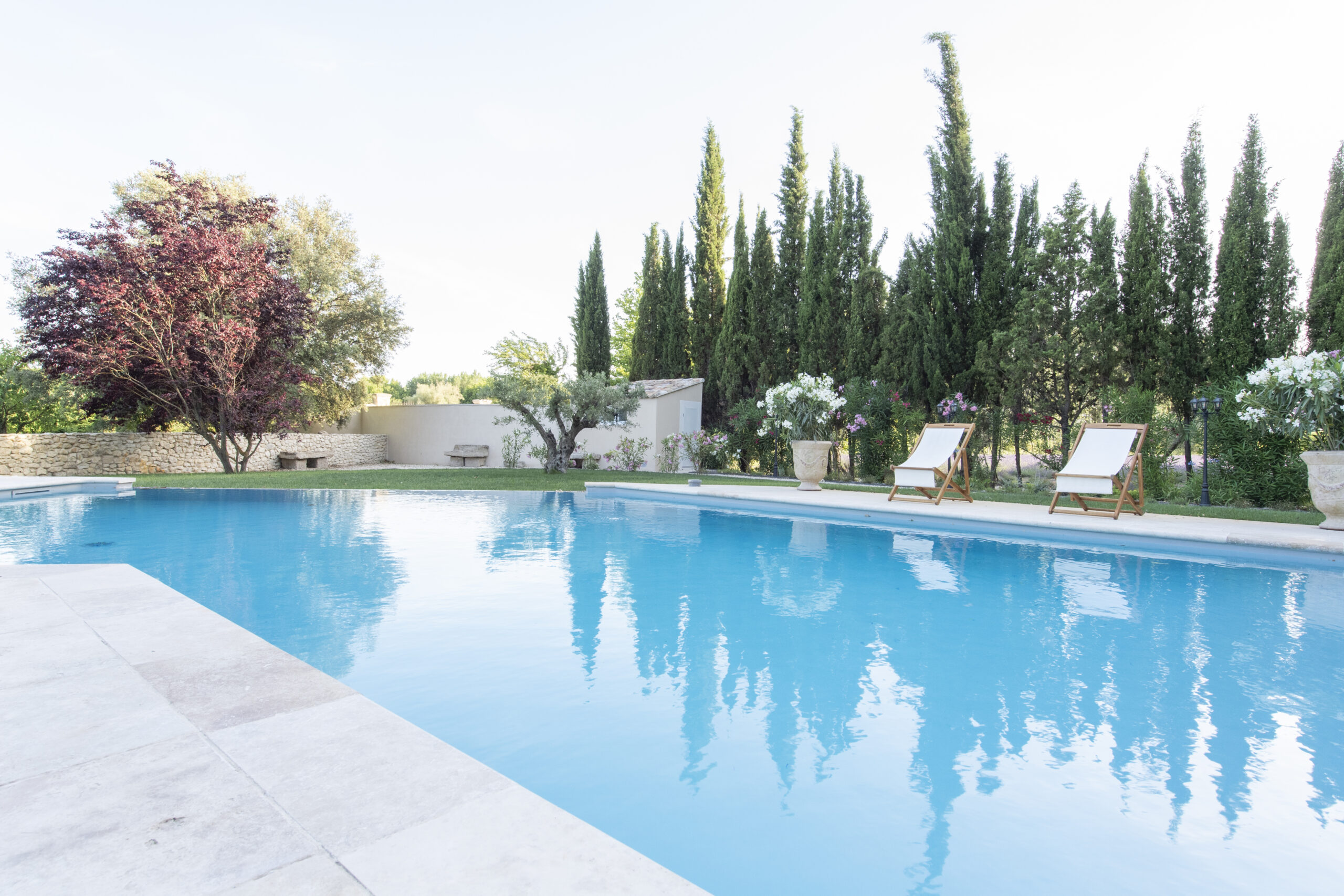 bastidedeslavandins-le-thor-provence-mariage-séminaires-lavandes-piscine